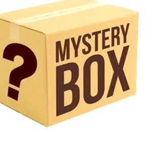 This is a mystery box filled with 30 pairs shoes